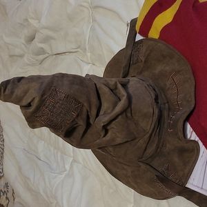 Harry Potter wizard, hat talks and scarf